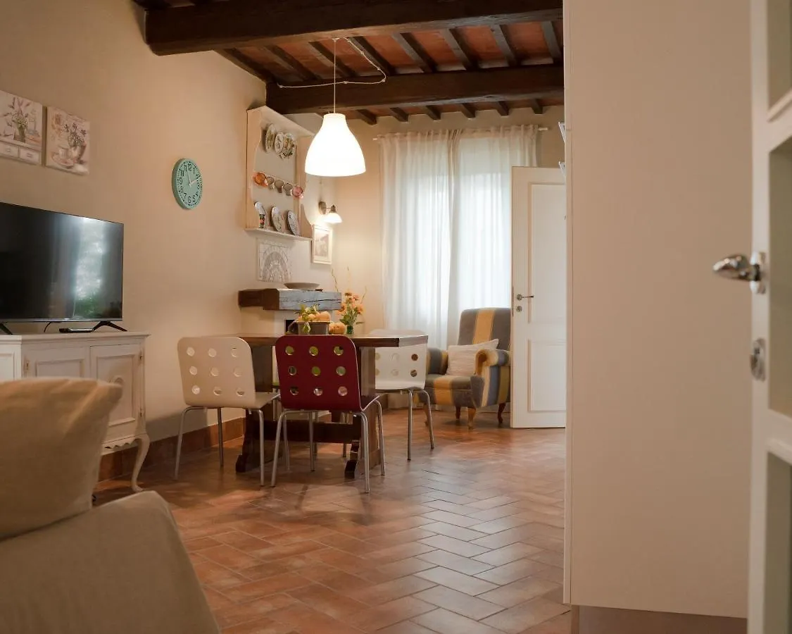 Podere Il Quadro Lamporecchio Casa vacanze